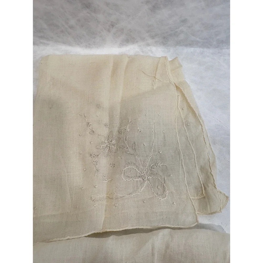 Vintage Handkerchief‎ Lot 5pc Embroidered Floral Lace Rayon White Cream Red